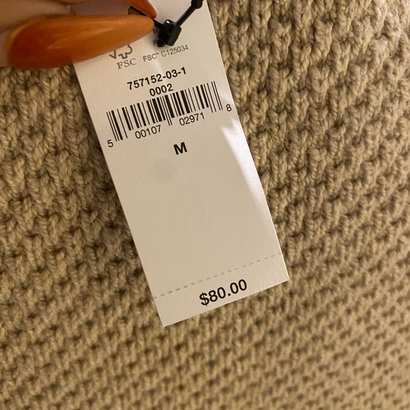 Banana Republic- Beige Sweater NWT- Sz M - Picture 2 of 4
